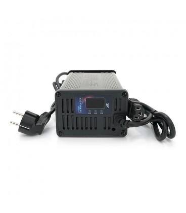 Зарядний пристрій Jinyi для акумуляторів LiFePo4 72V(87,6V),24S,18A,штекер Triangle plug (T-tipe/IEC/C13 N+L-), з індикацією,BOX