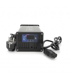 Зарядний пристрій Jinyi для акумуляторів LiFePo4 60V(73V),20S,10A,штекер Triangle plug (T-tipe/C13/IEC),з індикацією,BOX