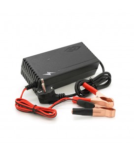 Зарядний пристрій для акумуляторів Li-ion 12V (12,6V),3S,10A, з коркодилами, індикація