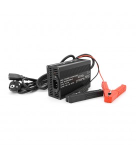 Зарядний пристрій акумуляторів Li-ion 16.8V, 4S, 15A, крокодили, індикація, 135х90х50mm