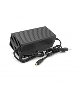 Зарядний пристрій Jinyi для акумуляторів Li-ion 12V(12,6V),4S,2A,штекер 5,5,з індикацією,BOX