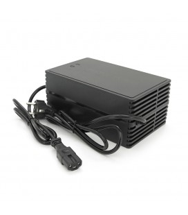 Зарядний пристрій для акумуляторів LiFePo4 60V(73V),20S,10A,750W, індикація, 220х122х86mm, 1.5kg