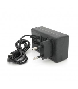 Зарядний пристрій для акумуляторів Li-ion 8.4V2A,штекер 5,5х2,5мм,BOX