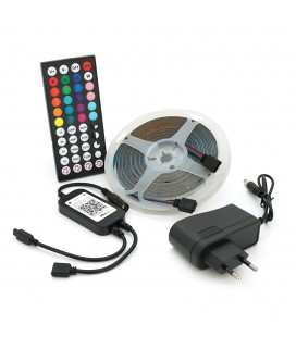 Комплект музичної світлодіодної стрічки 3528 RGB 5 метрів, 54Led, пульт, блок живлення, bluetooth, ip65