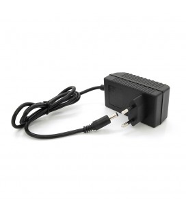 Зарядний пристрій для акумуляторів Li-ion 8.4V2A,штекер 5,5х2,5мм, 87x46x42mm