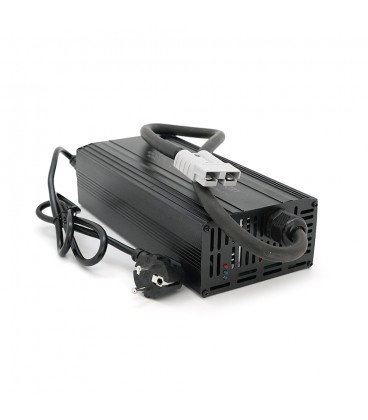 Зарядний пристрій для акумуляторів Li-ion 12V(12,6), 35-40A,штекер Anderson. 185x88x60mm