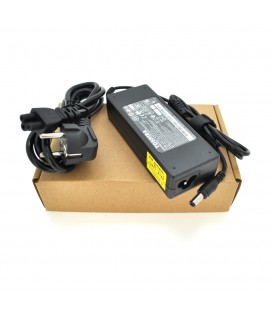 Блок живлення MERLION для ноутбука TOSHIBA 15V 6A (90 Вт) штекер 6,36*3,0мм, довжина 0,9м + кабель живлення