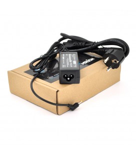 Блок живлення MERLION для ноутбука ASUS 19V 2.1А (40 Вт) штекер 2,5 * 0,7 мм, довжина 0,9 м + кабель живлення