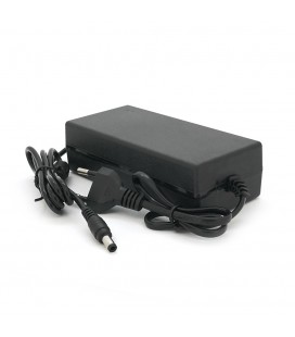 Импульсный адаптер питания YM-0550 5В 5А (25Вт) штекер 5.5/2.5 + кабель питания длина 0,9м