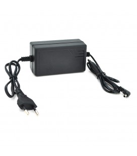 Импульсный адаптер питания XBS-9540 9,5V 4А (40Вт) штекер 3.5/1.35 длина 0,5м