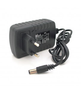 Імпульсний адаптер живлення 5В 3А (15Вт) Yoso штекер 5.5 / 2.5 довжина 0,9 м Q200