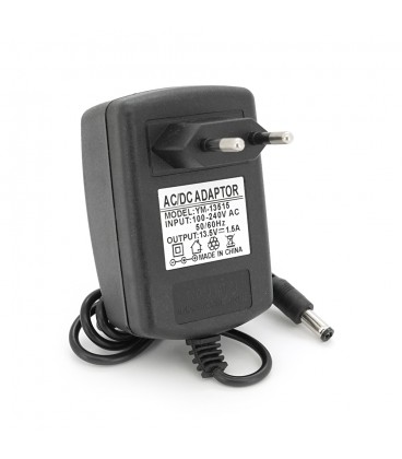 Импульсный адаптер питания YM-13515 13.5V 1.5А (20Вт) штекер 5.5/2.5 длина 0,9м
