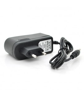 Імпульсний блок живлення Merlion 9В 1А (9Вт) штекер 4.0 / 1.7 довжина 0,9 м, Q250