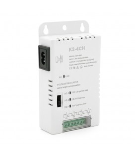 Импульсный блок питания с регулировкой напряжения 12/13,5/15V-4.2A/4CH по 1А, в пластиковом корпусе, 4-х канальный