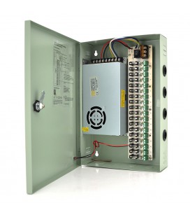 Импульсный блок питания 12V-20A/18CH в боксе с замком перфорированный, 18-ти канальный