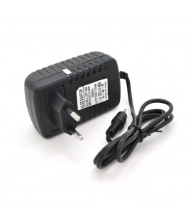 Импульсный адаптер питания 9В 2А (18Вт) штекер 2.5/0.7 длина 0,9м, Q250