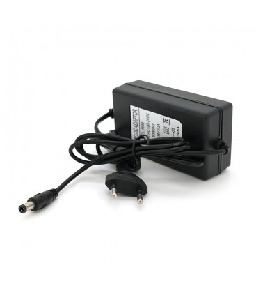 Імпульсний адаптер живлення XS-1530 15В 3А (45Вт) штекер 5.5/2.1, довжина 0,9м