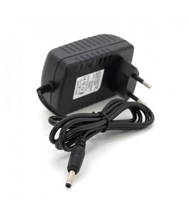 Імпульсний адаптер живлення XS-0930 9В 3А (27Вт) штекер 3.5/1.35, довжина 0,5м