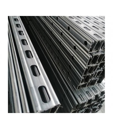 Профиль перфорированный оцинкованный 41*41*2.5 (длинна 1 профиля 3метра)(цена за 1 м)