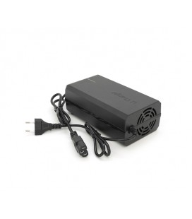 Зарядное устройство Jinyi для аккумуляторов Li-ion 72V(84V),20S,6A,штекер Triangle plug (T-tipe/IEC/C13 N+L-),с индикацией,BOX