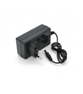 Зарядное устройство для аккумуляторов Li-ion 21V,5S,2A,штекер 5,5х2,5мм,BOX