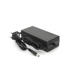 Зарядное устройство для аккумуляторов Li-ion 16,8V,4S,10A, штекер 5,5х2,5мм, 135x55x45mm