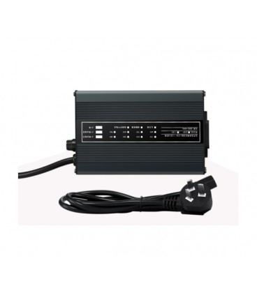 Зарядное устройство аккумуляторов LiFePO4 12V (14.6V), 4S,8A, штекер 10.5x3, с индикацией, 133х67х45mm, 0.3kg