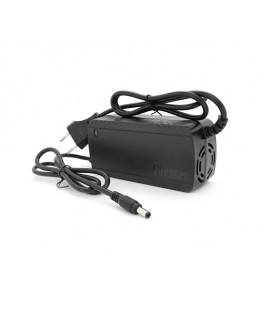 Зарядное устройство для аккумуляторов Li-ion 12V (12,6V),3S,5A,штекер 5,5х2,5мм, индикация