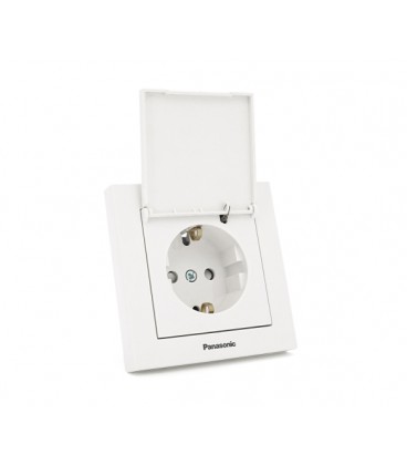Розетка Panasonic Karre Plus 55 с заземлением, с защитными шторками, с крышкой, белая