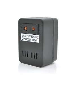 Трансформатор понижающего напряжения 100W Input 220 V/Output 110V, + универсальная розетка