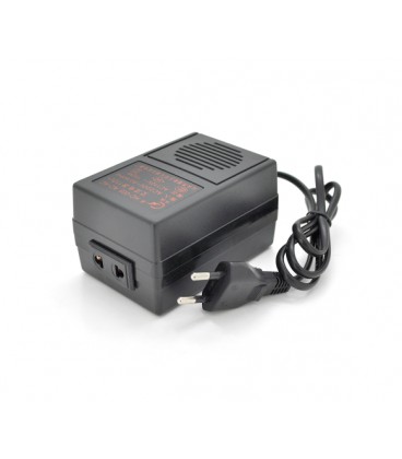 Преобразователь напряжения трансформаторный 150W Input 220 V/Output 110V, + универсальная розетка