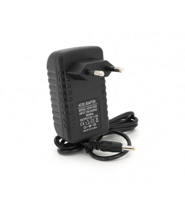 Импульсный адаптер питания XS-0520 5В 2А (10Вт) штекер 4.0/1.7, длина 0,5м