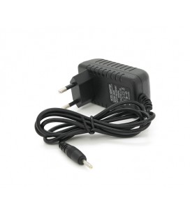 Импульсный адаптер питания 9В 2А (18 Вт) штекер 2.5/0.7 длина 0,9м